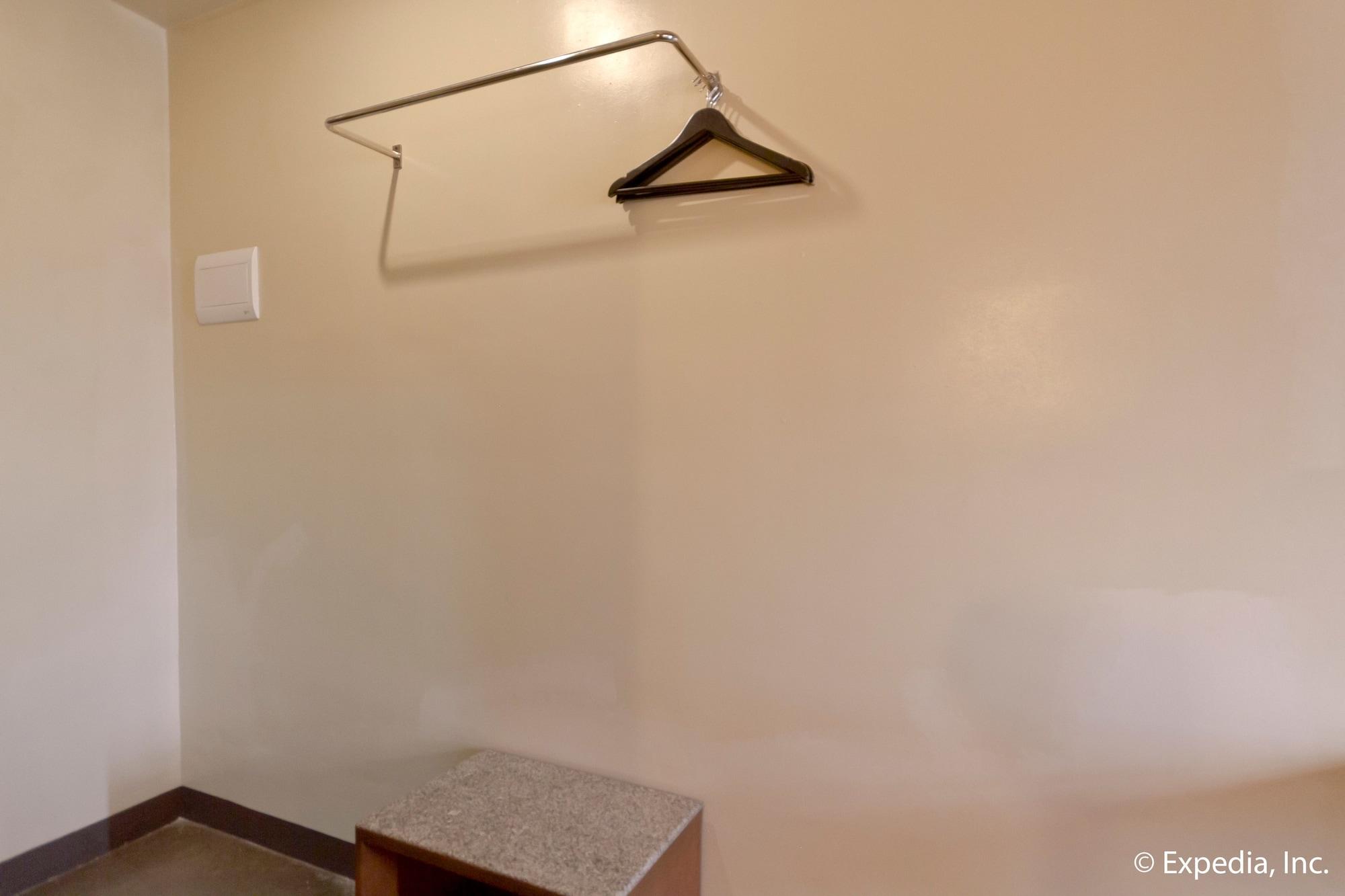 Express Inn Mactan Lapu-Lapu City Bagian luar foto